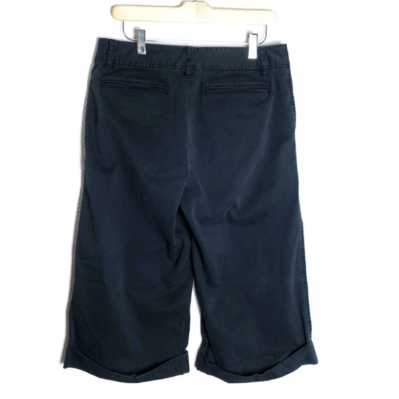 3/$20 GAP Stretch Cotton Cuffed Wide Leg Capris - Picture 2 of 5